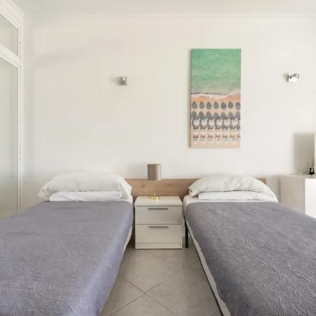 דירה Sunny With Seaview