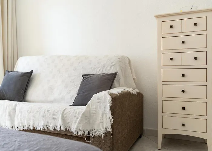 Sunny With Seaview *