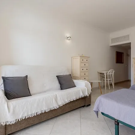 Sunny With Seaview Lejlighed